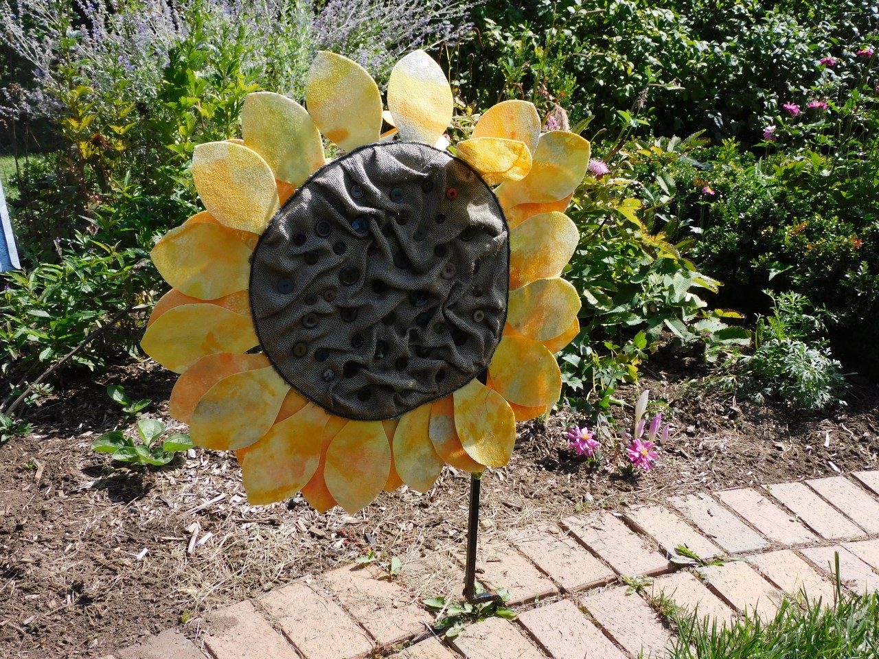 A Sunflower Tribute to Ukraine by Karin Tauber
