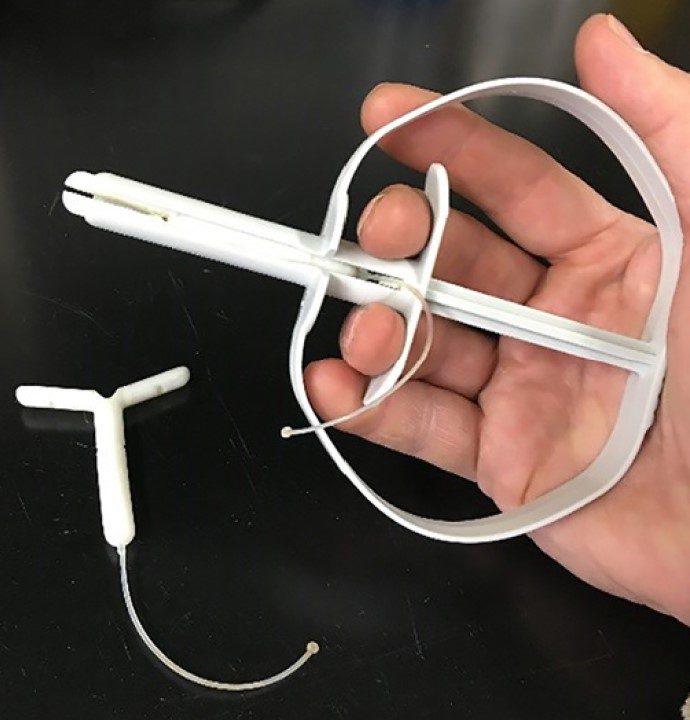 A controlled internal drug-releasing (CIDR) device and loaded applicator.