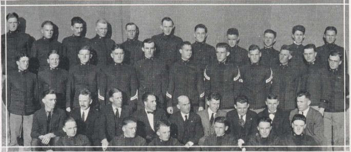 A group photo of the VPI Horticultural Society, Photo from “The 1922 Bugle”, VT Special Collections and University Archives Online.